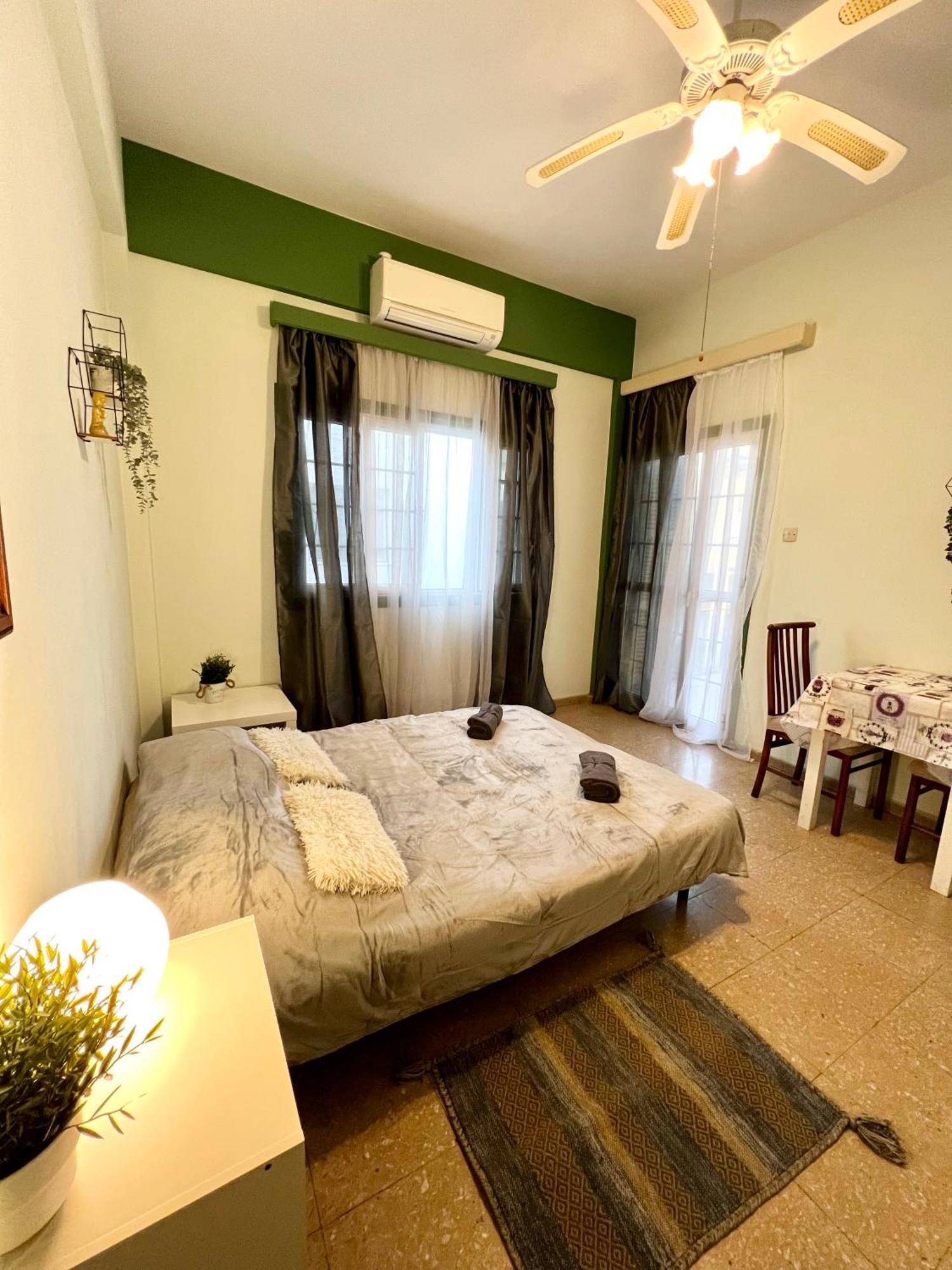 Past Or Tail Rooms Larnaca Luaran gambar