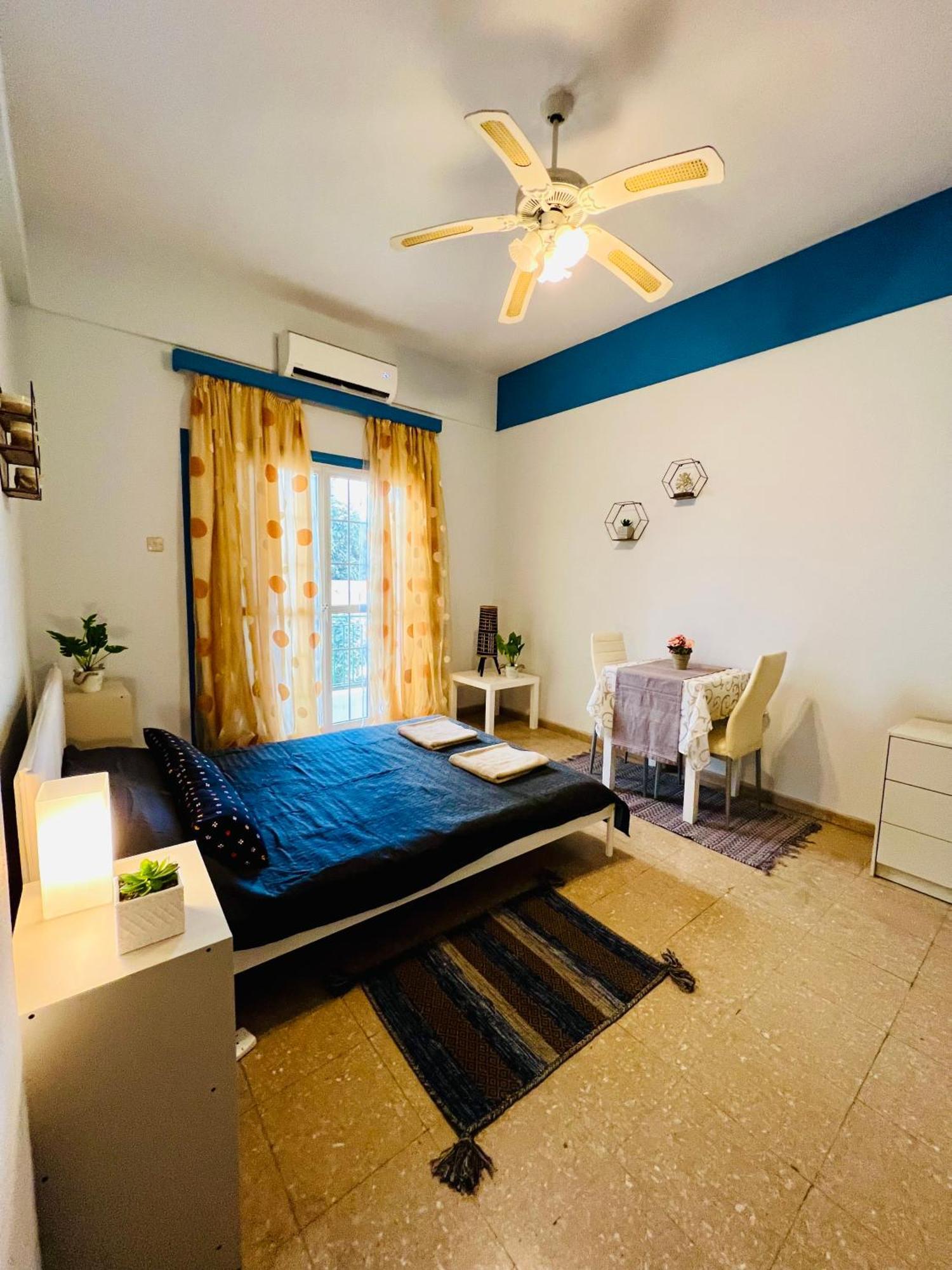 Past Or Tail Rooms Larnaca Luaran gambar