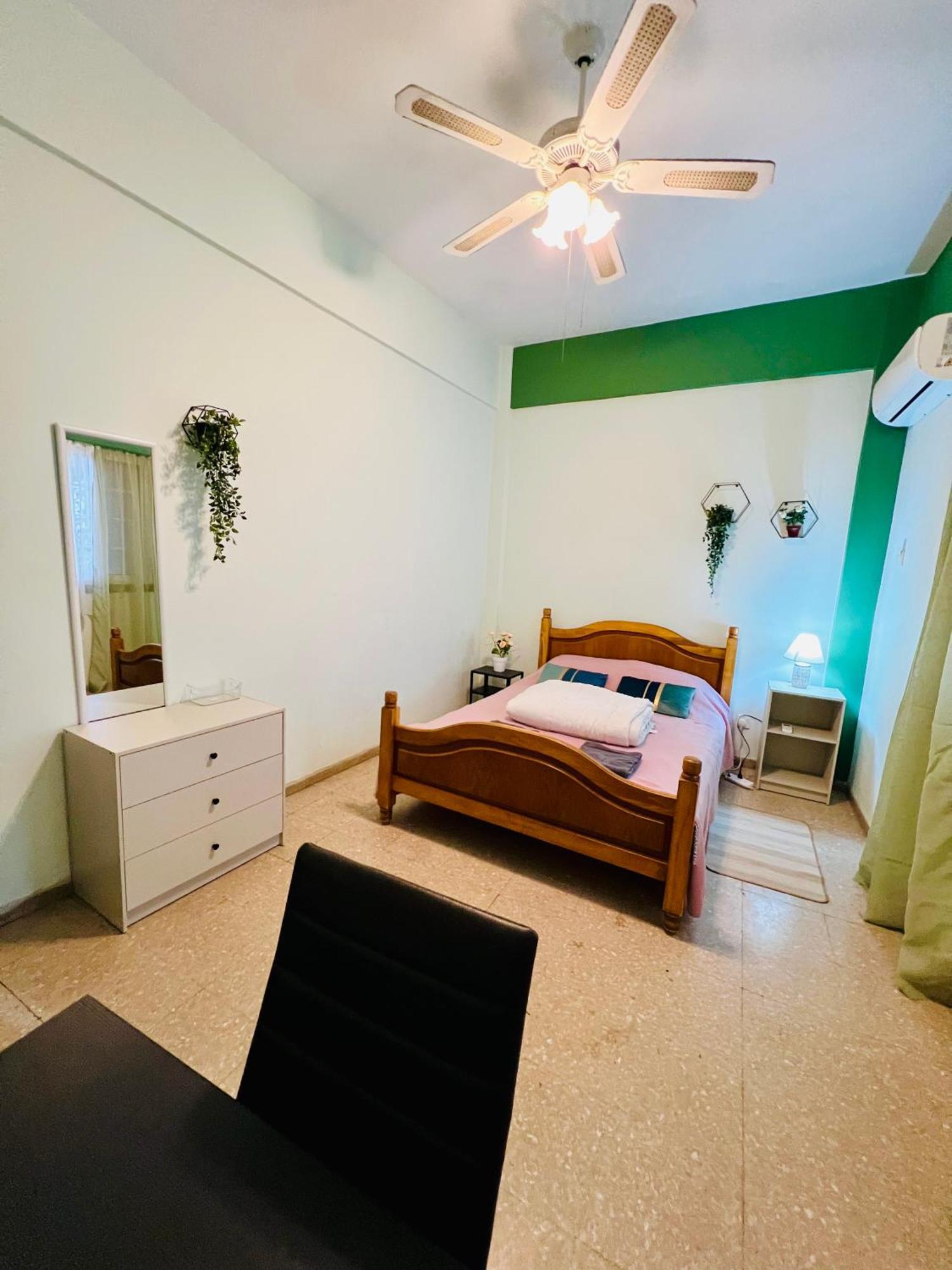 Past Or Tail Rooms Larnaca Luaran gambar