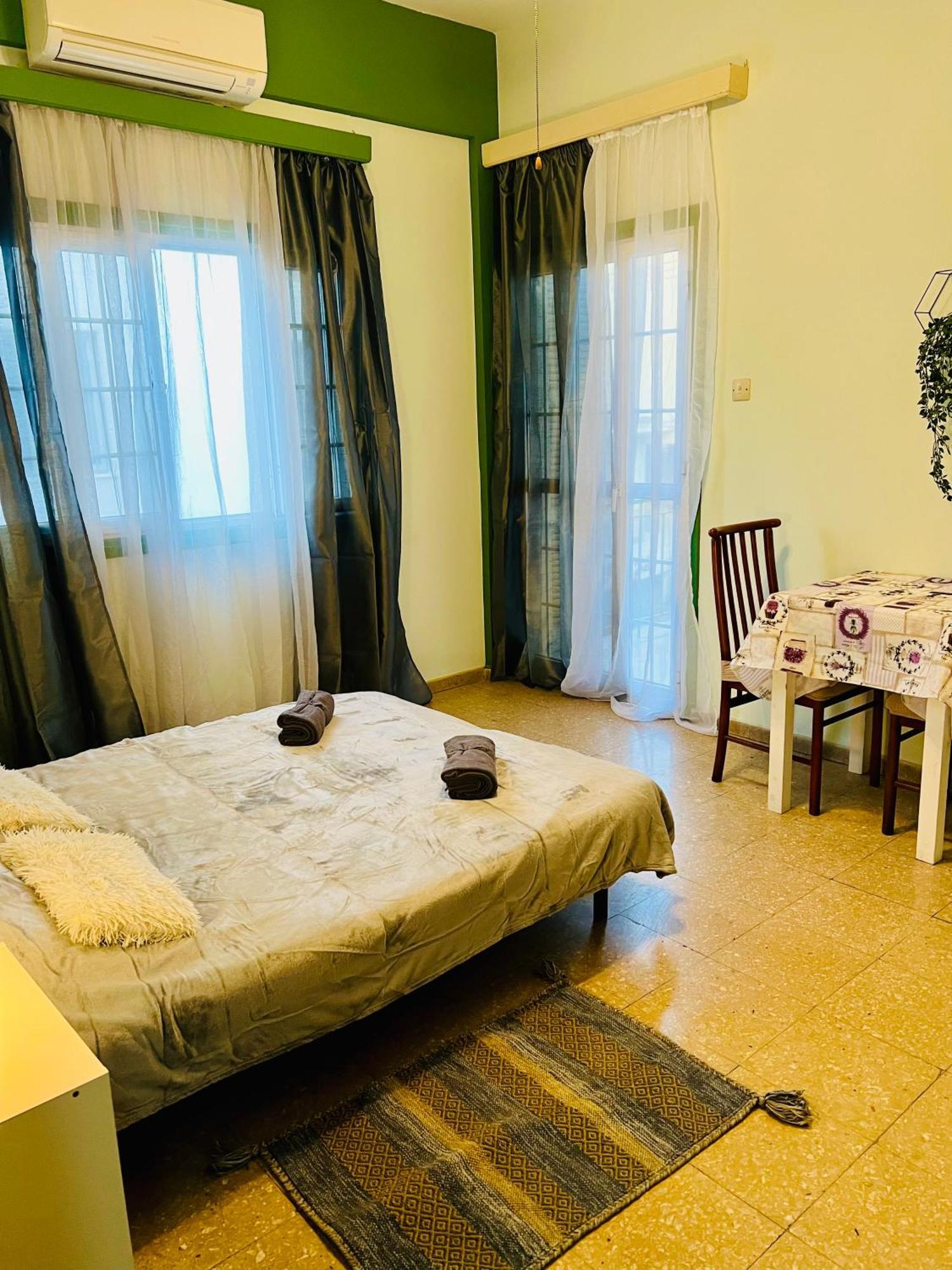 Past Or Tail Rooms Larnaca Luaran gambar